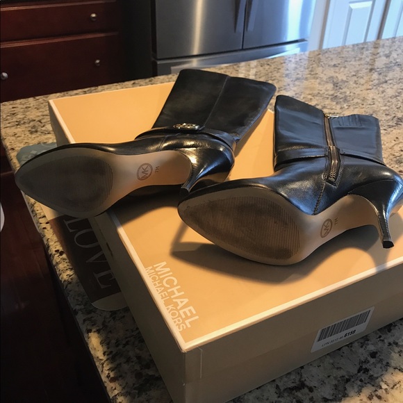 Classy Michael Kors Tall Leather Boots - Picture 8 of 9